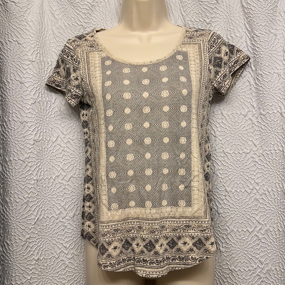 Lucky Brand T-shirt